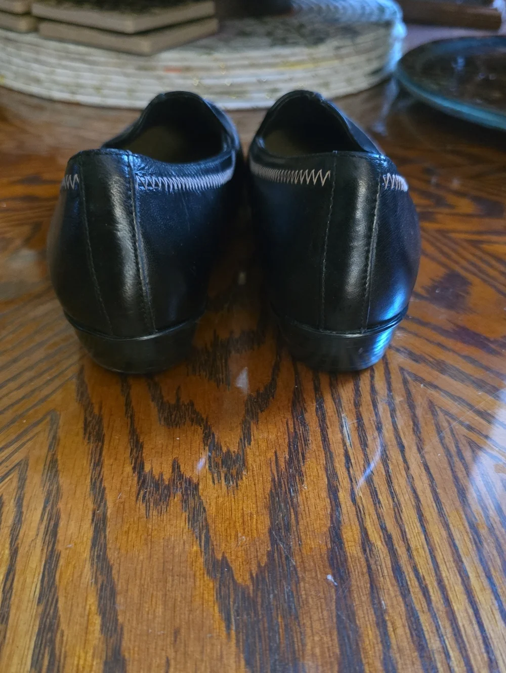 NWT Munro American Leather Flats